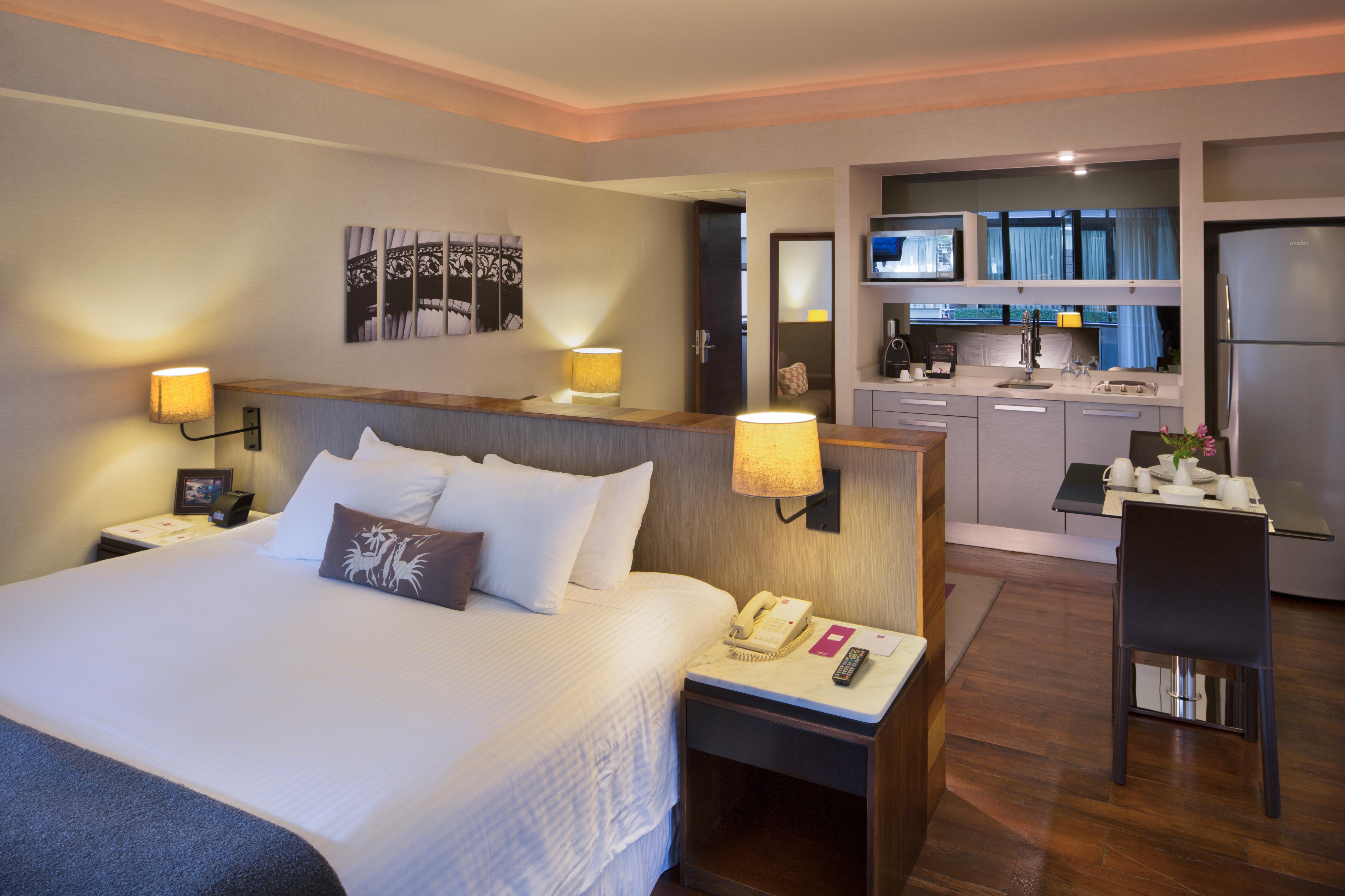 Las Suites Campos Eliseos Mexico City Exterior photo